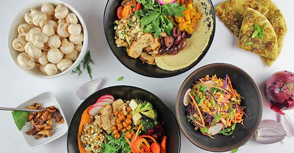 Creative Dining Services put good fat in the spotlight during National Nutrition Month